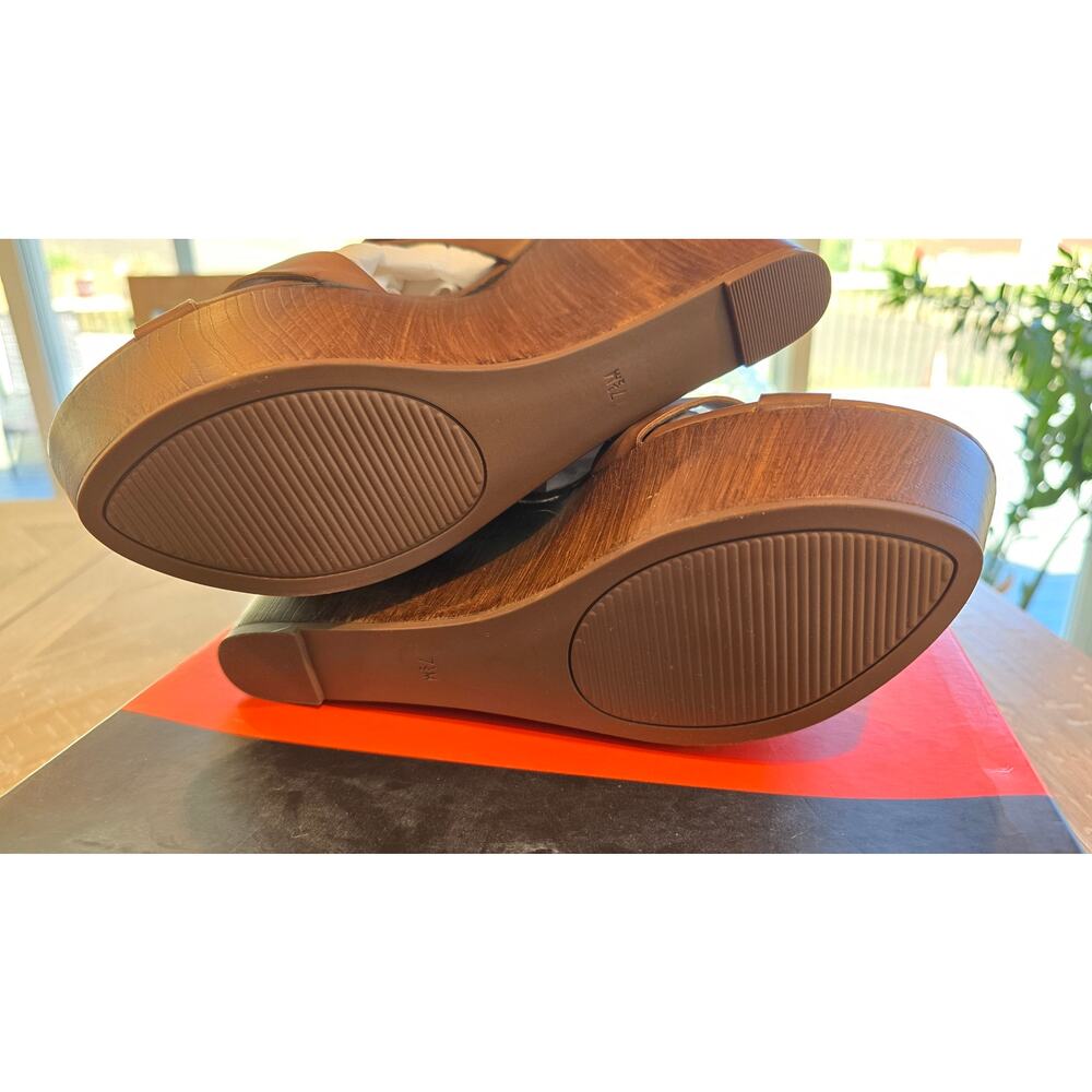 G by Guess Ganelle Platform Wedge Sz 7.5 - Picture 7 of 7